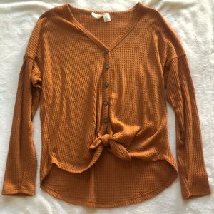 burgundy/rust thin sweater